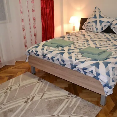 Panorama The Parliament Palace Apartament